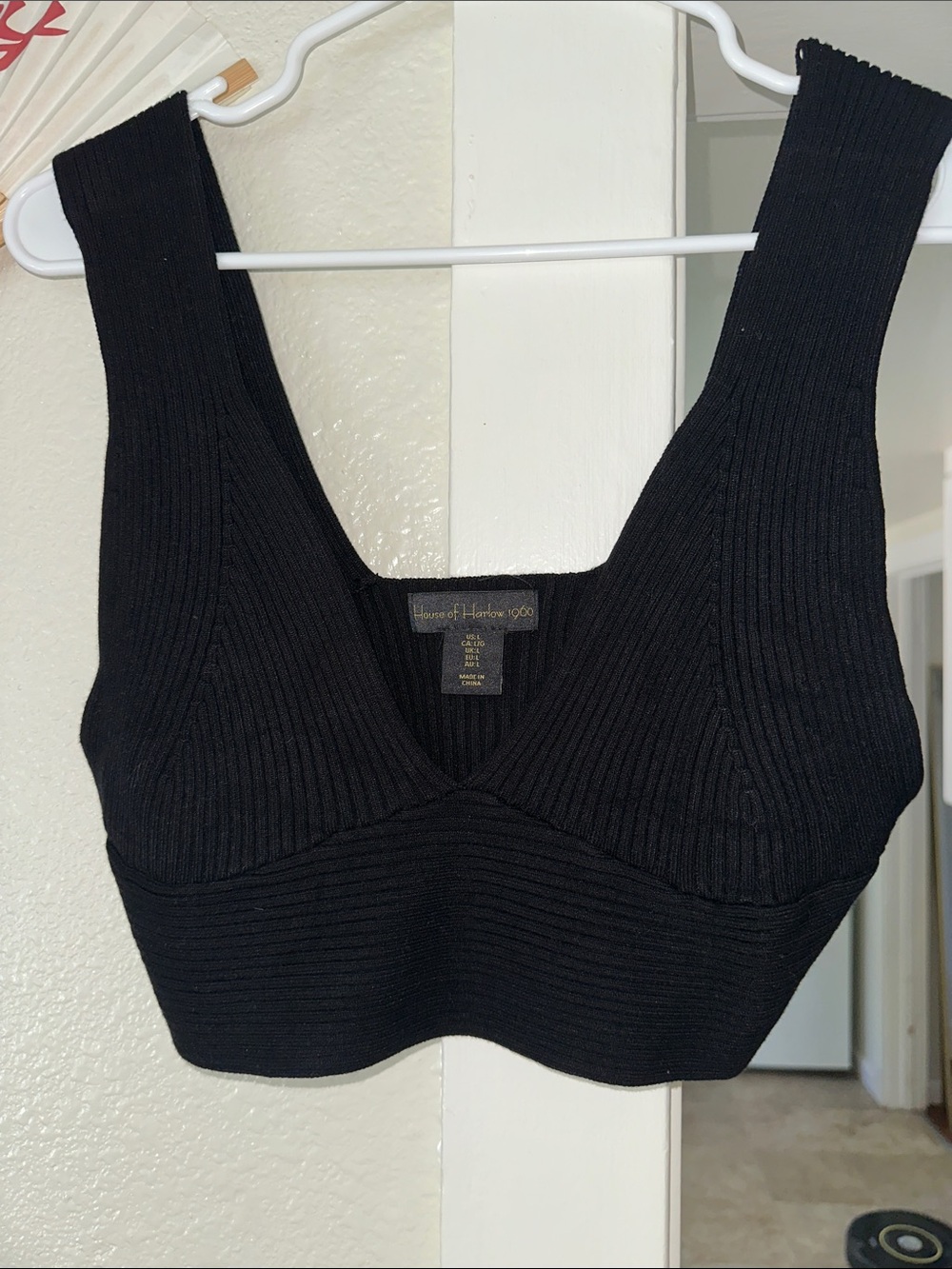 House of Harlow soft crop top. Size Large